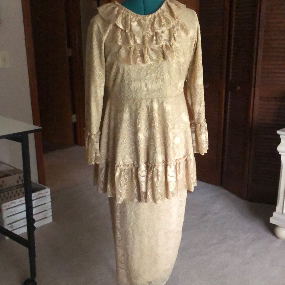 Lace top and skirt